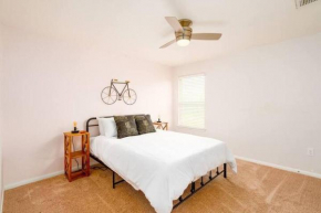 4BR 2.5BA Pet friendly Close to Tesla giga factory